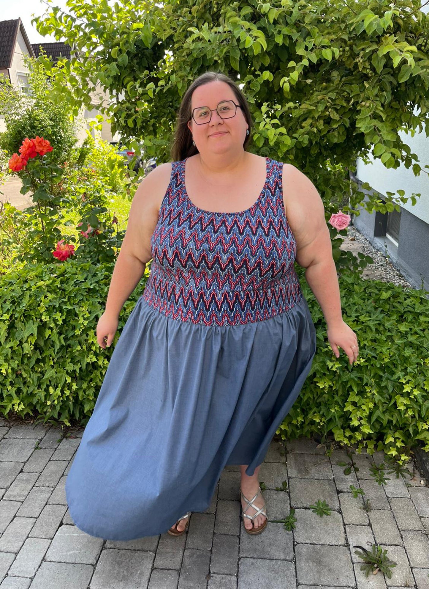 Dolores – PDF sewing pattern (sizes 16–28)