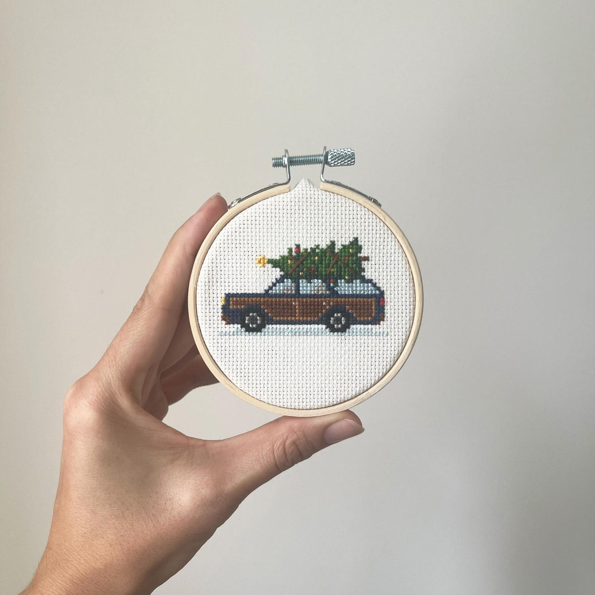 Vintage Station Wagon with Christmas Tree cross stitch pattern – image 4 of 8