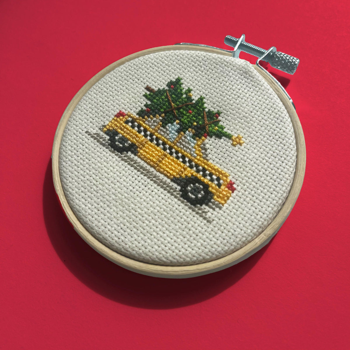 New York Taxi with Christmas Tree cross stitch pattern – image 4 of 8
